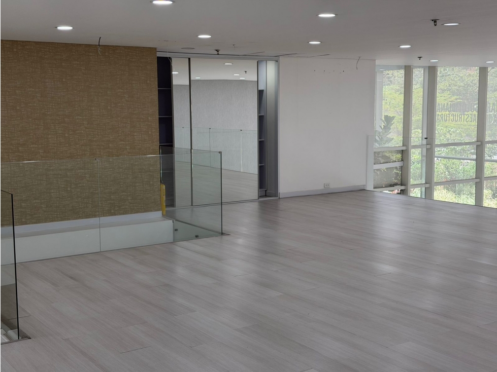 Local comercial en arriendo en El Poblado, sector Manila / GM - 4
