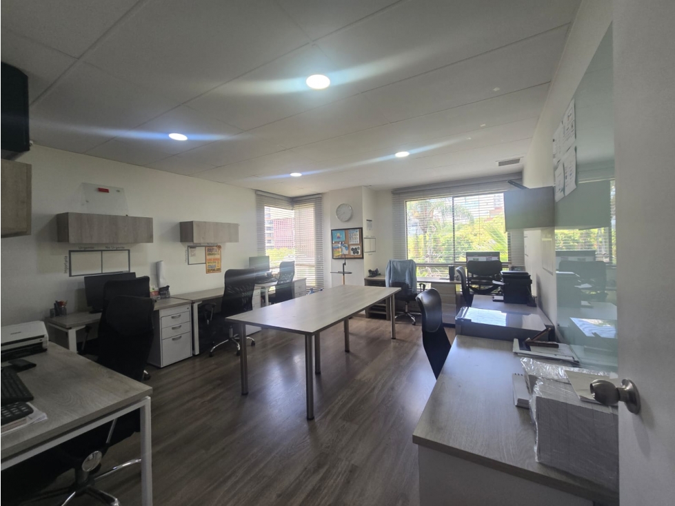 VENTA OFICINA EL POBLADO SECTOR MILLA DE ORO — foto 3