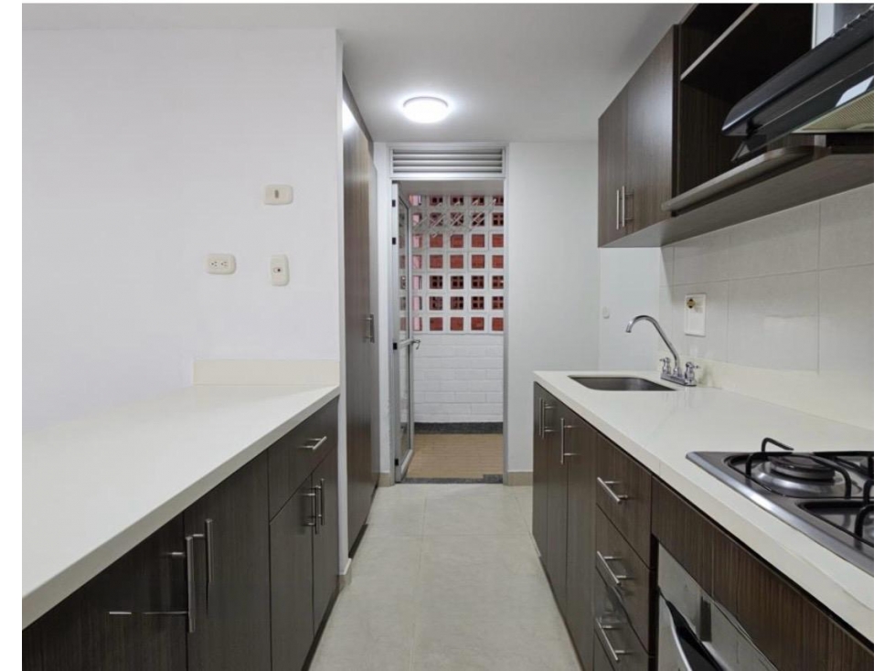 VENTA DE APARTAMENTO EN SABANETA SECTOR SAN JOSE PARTE BAJA — foto 3