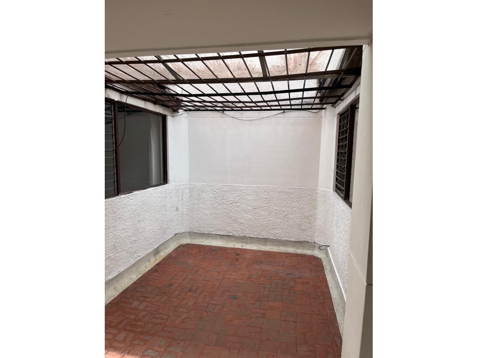 VENDO CASA LOTE 1ER PISO CON AIRE EN CALASANZ - MEDELLÍN | 198.40 m² — foto 2