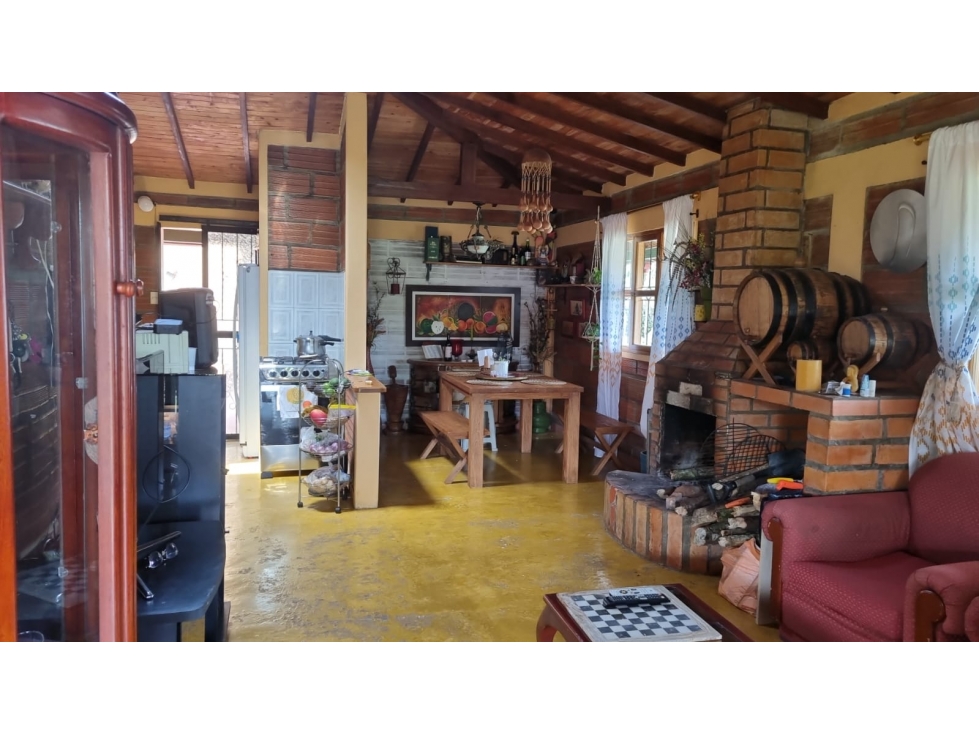 VENTA DE FINCA EN SANTA ELENA SECTOR BARRO BLANCO — foto 2