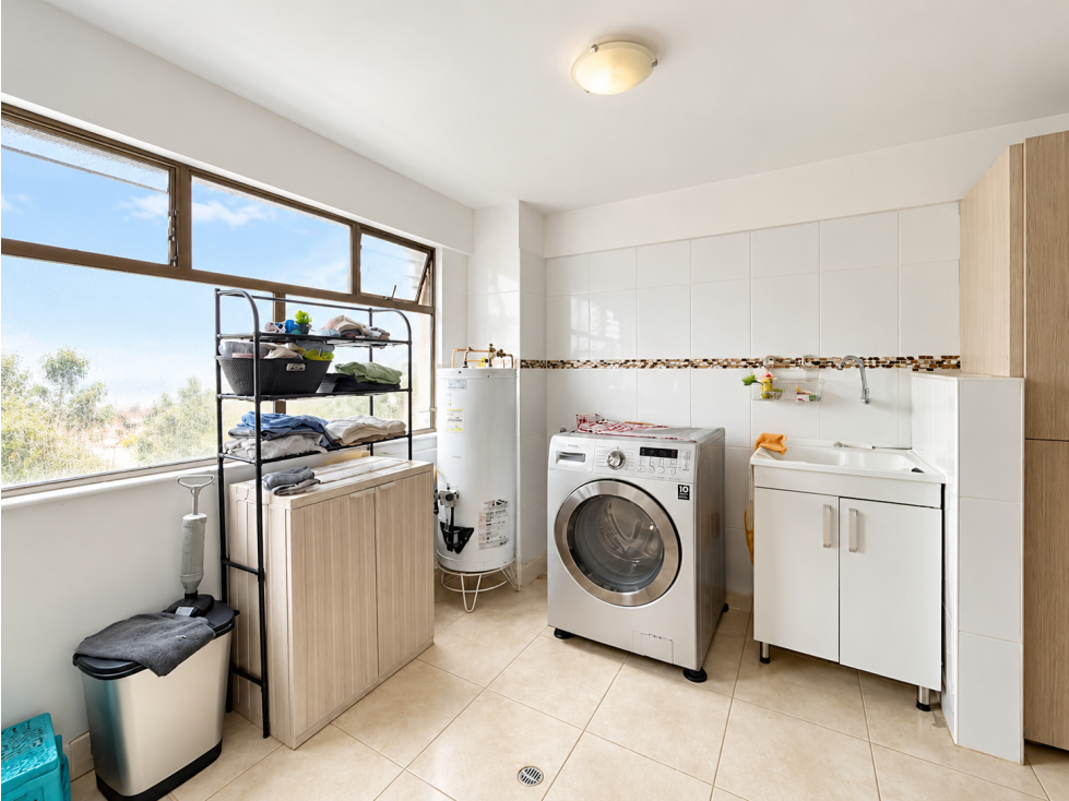 Apartamento en venta en Laureles de 141 mt2 con 2 parqueaderos — foto 6