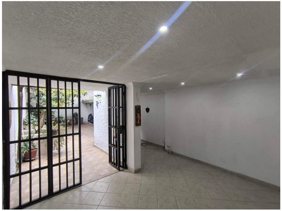 VENDO CASA LOTE EN BELÉN MALIBÚ | 205.41 m² CON EXCELENTE POTENCIAL