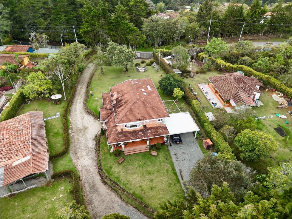 Venta de casa campestre en Santa elena, 2180 mts vereda el mazo - 4