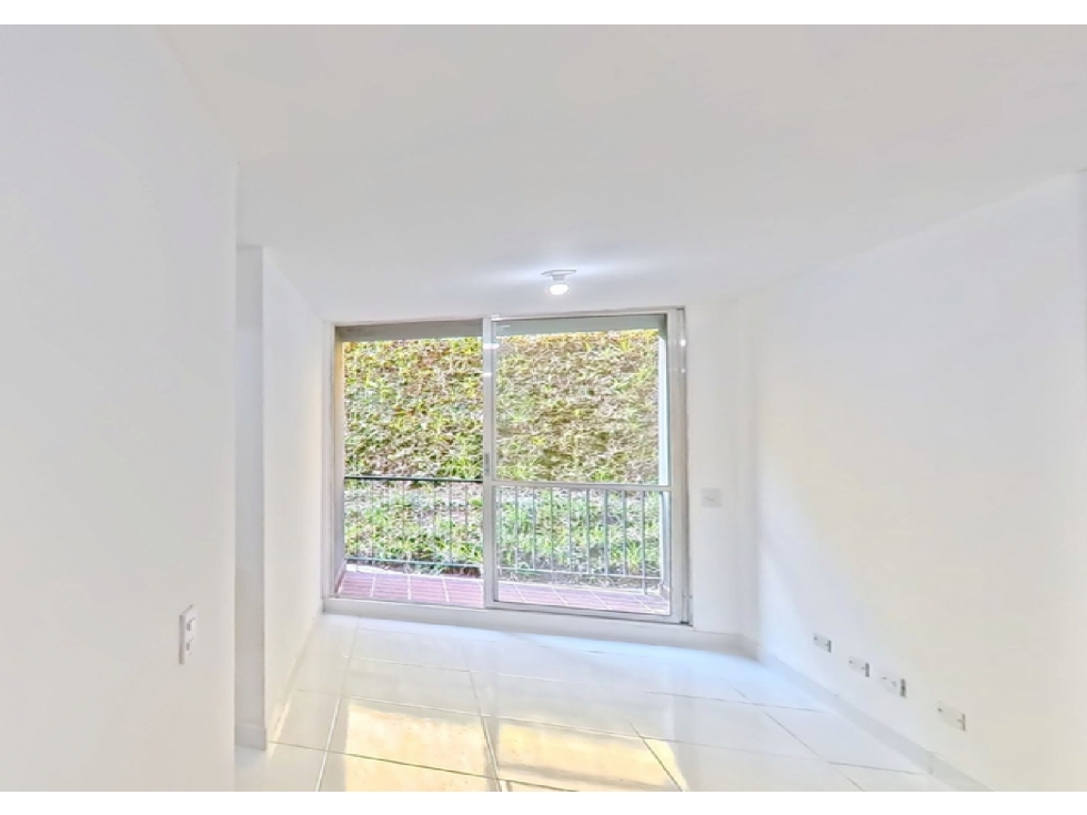 APARTAMENTO DE 51m2 EN VENTA EN LA ESTRELLA - LA TABLAZA — foto 2