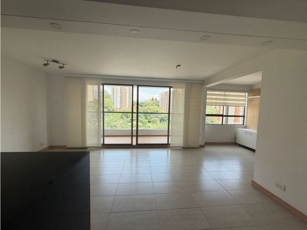 Apartamento en Venta en La Medellin -Loma de los Bernal — foto 2