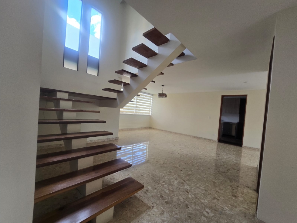 SE VENDE APARTAMENTO PENTHOUSE SECTOR LA CONCHA EN EL POBLADO 322MTS — foto 5