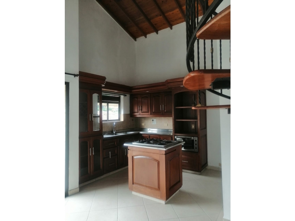 VENTA DE APARTAMENTO DUPLEX EN PISO 3 - EN BELEN ROSALES - MEDELLIN — foto 3