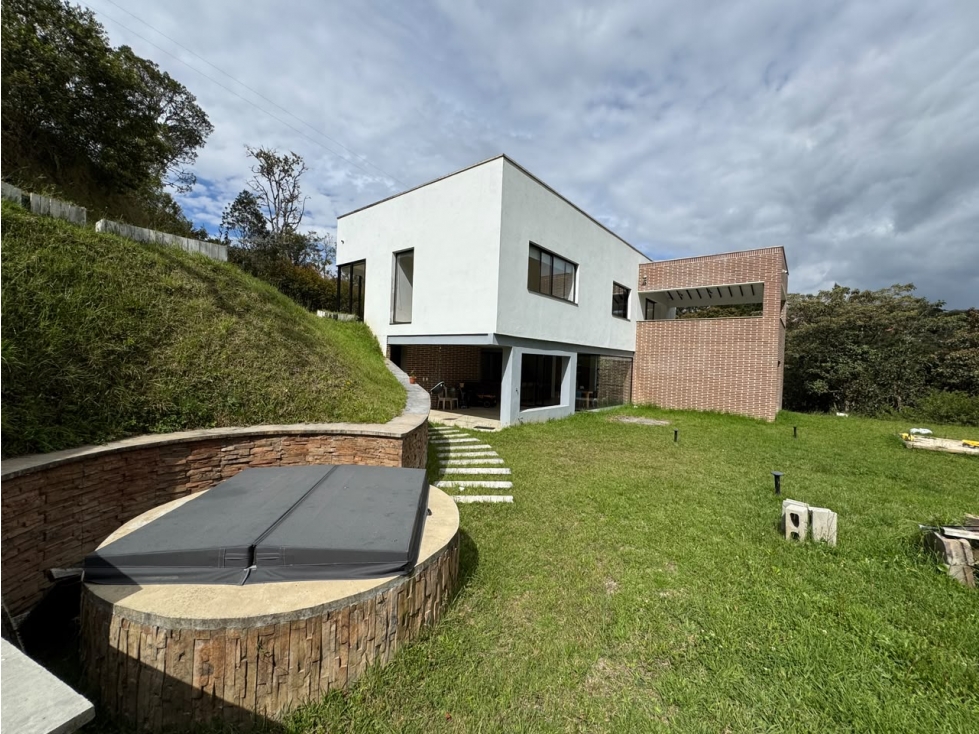 Venta de casa campestre en el Alto de palmas, 4550 mts Envigado — foto 2