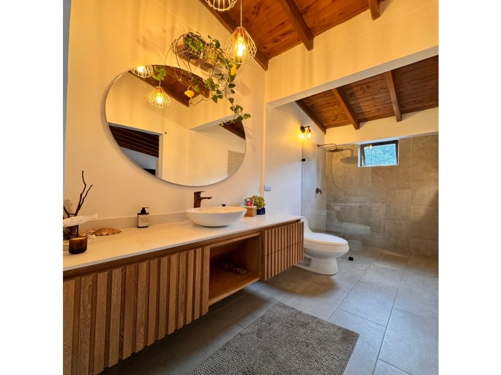 VENTA DE CASA EN ENVIGADO CON JARDIN — foto 5
