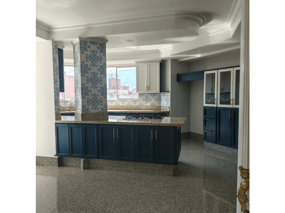 VENTA DE PENTHOUSE EN LAURELES — foto 2