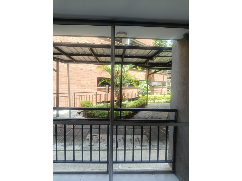 VENTA DE APARTAMENTO CON PARQUEADERO EN SABANETA - LA DOCTORA — foto 4