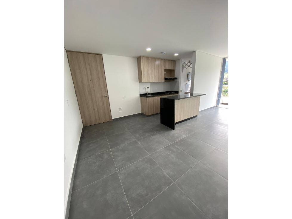APARTAMENTO DE 70M2 EN ARRIENDO EN SABANETA - LA DOCTORA — foto 4