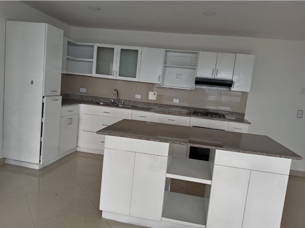 VENTA DE APARTAMENTO DE 160m2 EN SABANETA - LAS LOMITAS — foto 4