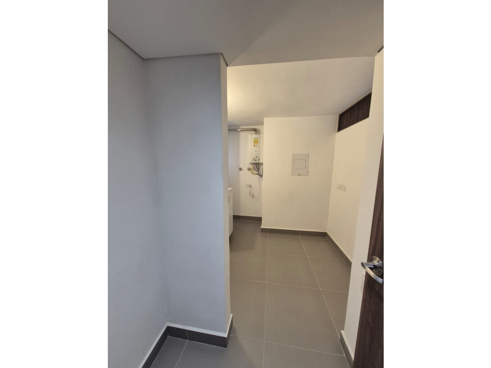 VENDO APARTAMENTO DUPLEX EN LAURELES, CERCA AL PRIMER PARQUE. — foto 5