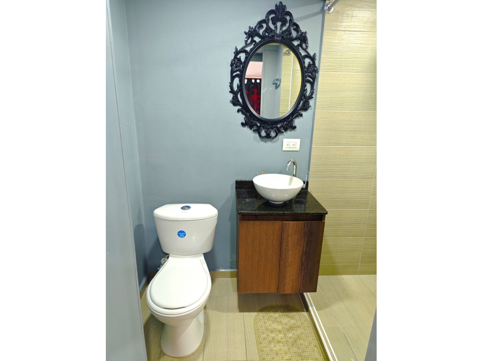 Venta de apartaestudio cerca al Parque Lleras, El Poblado, Medellín — foto 5