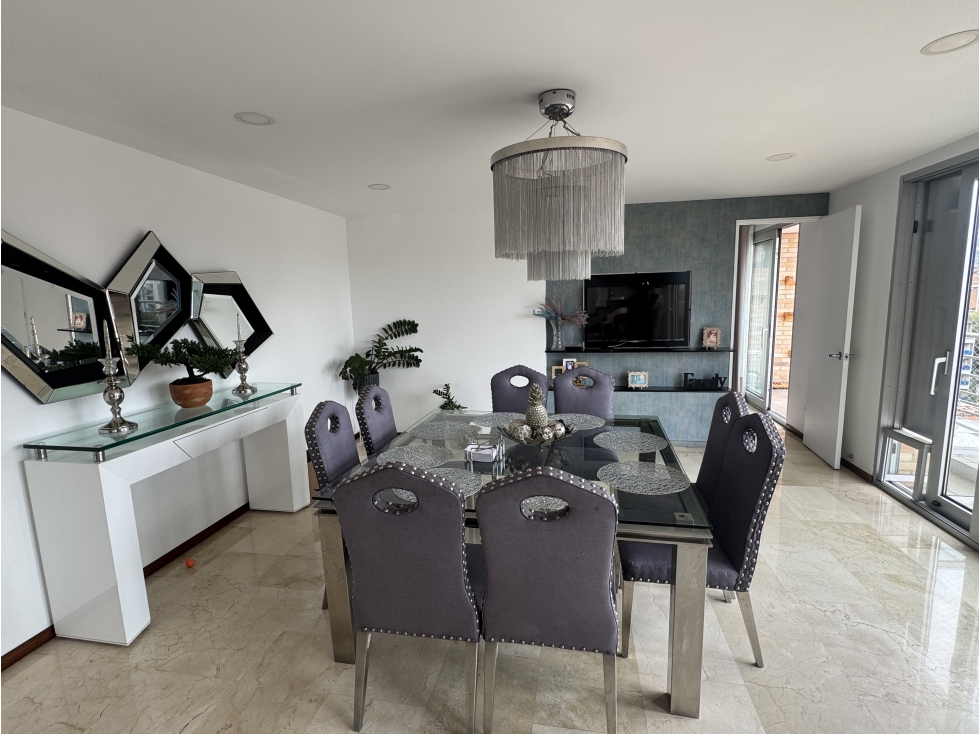 Laureles Apartamento dupléx en venta 246 m2 + 100 m2 terraza — foto 4