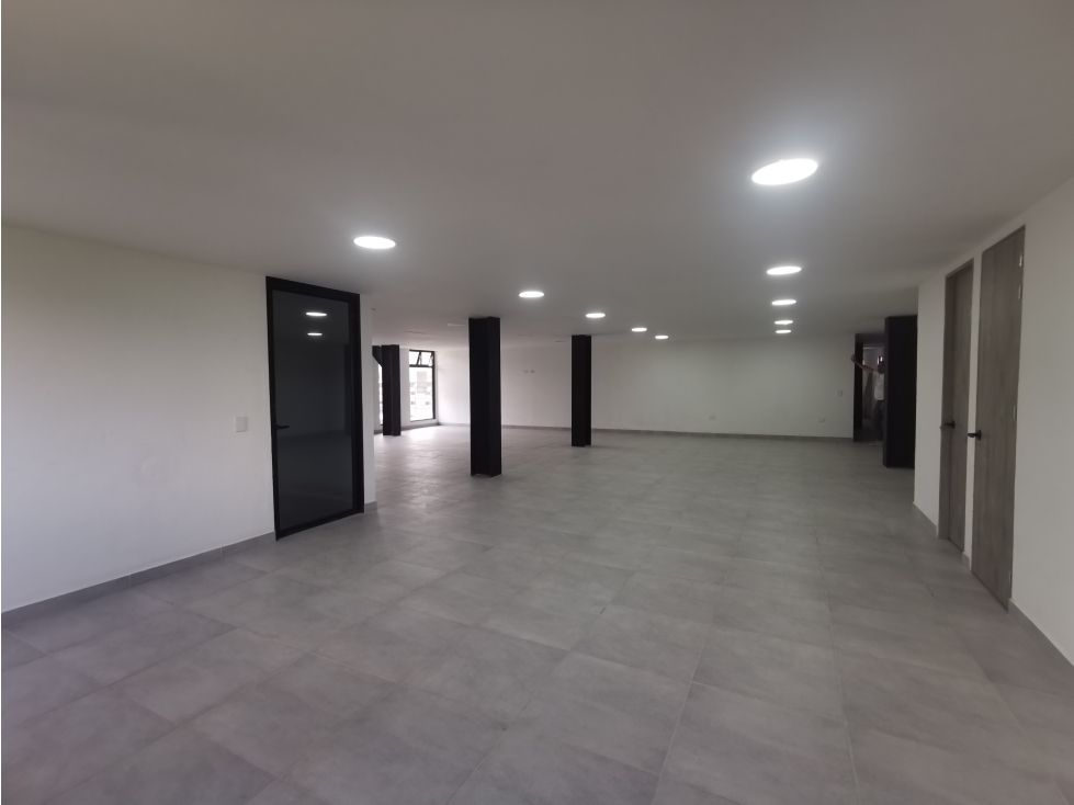 locales en arriendo en pisos superiores con ascensor y magnifica vista — foto 2