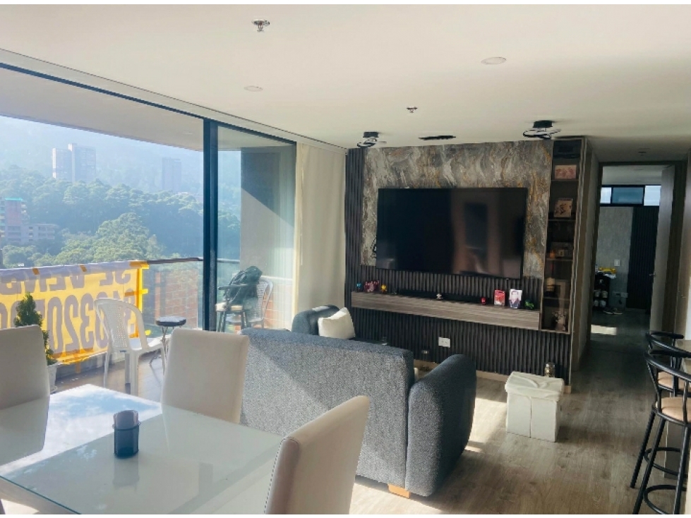 APARTAMENTO EN VENTA EN POBLADO - VIA LAS PLAMAS - MEDELLIN — foto 3