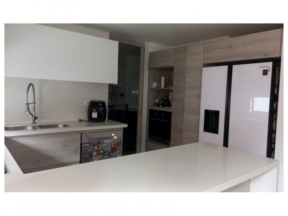 VENTA Apartamento moderno y exclusivo Laureles, Medellín / A.N — foto 4