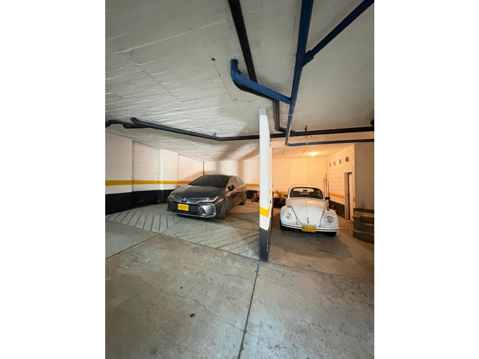 Vendo Casa 3 Niveles en El Poblado Castropol — foto 4