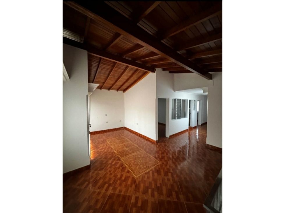 CASA EN PISO 2 Y 3 EN VENTA EN ENVIGADO - LAS FLORES — foto 2