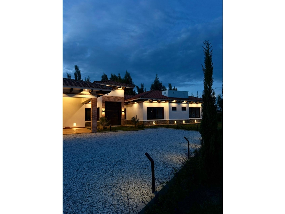 Venta de casa campestre en Rionegro, 1560 mts Sector Quirama — foto 3