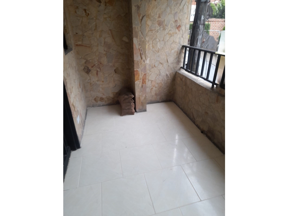 VENTA DE CASA EN LA ESTRELLA SECTOR PARQUE — foto 3