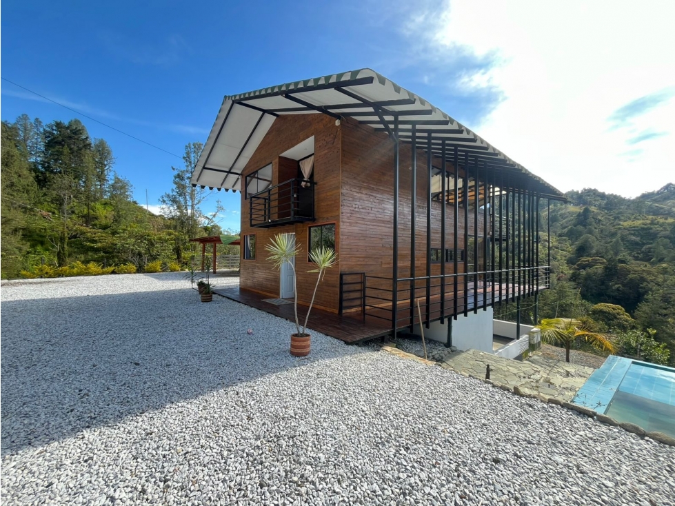 CABAÑA CASA FINCA EN VENTA EN GUATAPÉ - ANTIOQUIA — foto 2