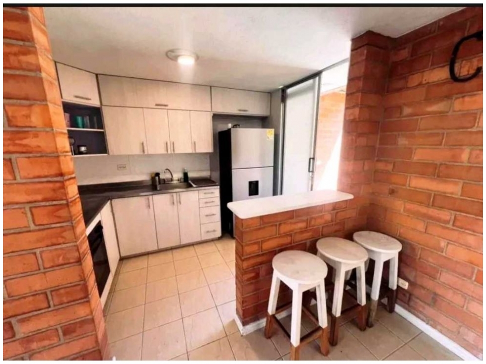 VENDO CASA UNIFAMILIAR PARA REFORMA LA ESTRELLA-SURAMÉRICA — foto 4