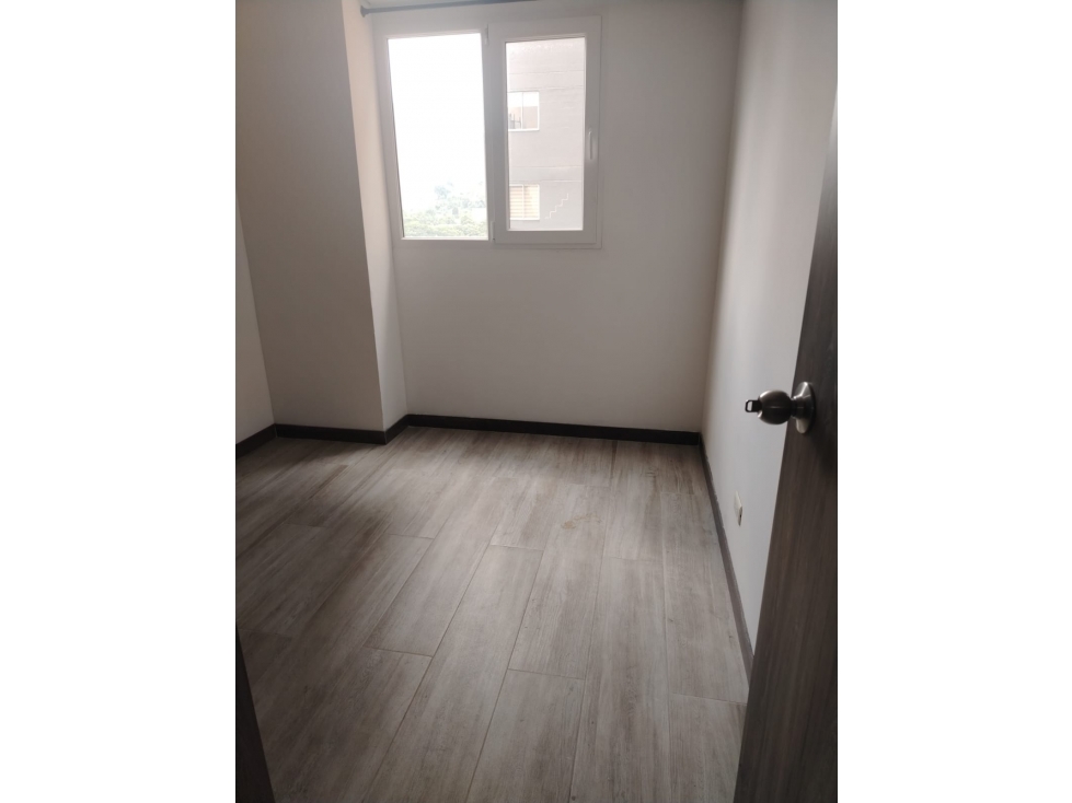 EN VENTA HERMOSO APARTAMENTO EN SABANETA, LAS LOMITAS — foto 5