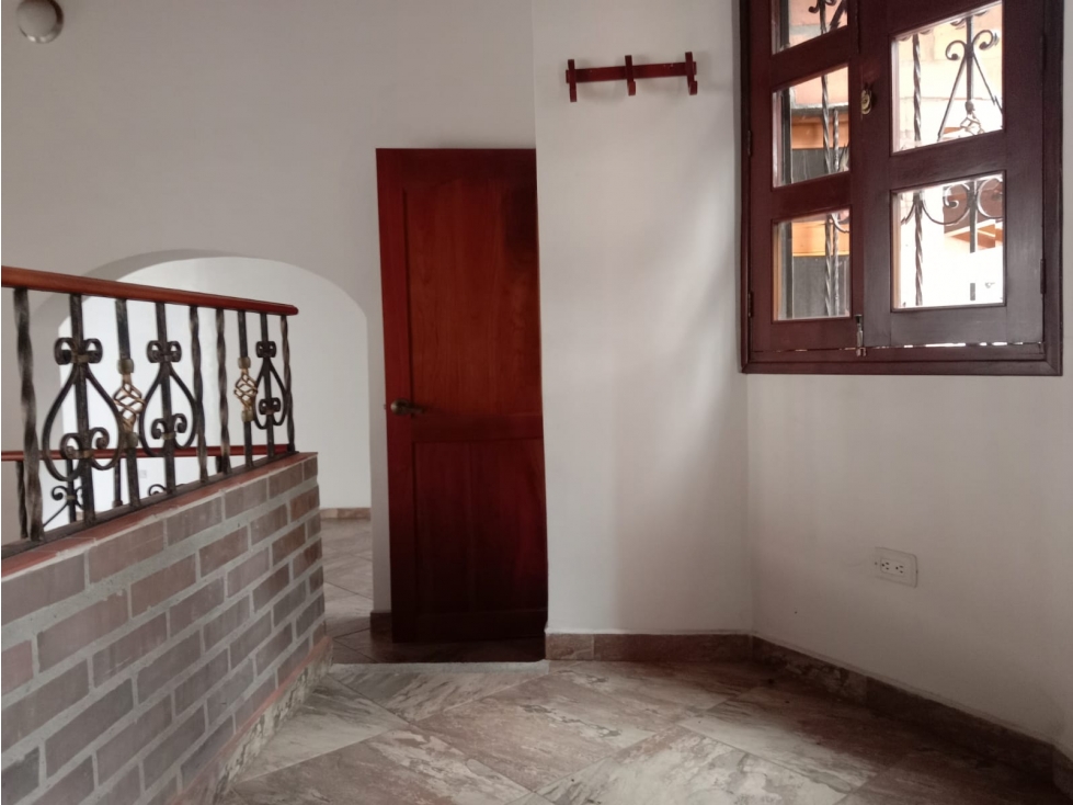 Casa venta Velódromo Unifamiliar 4 alcobas 5 baños garaje — foto 5