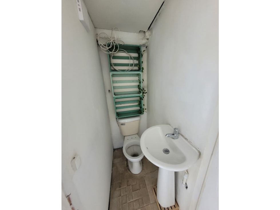 SE ALQUILA LOCAL COMERCIAL OFICINA — foto 4