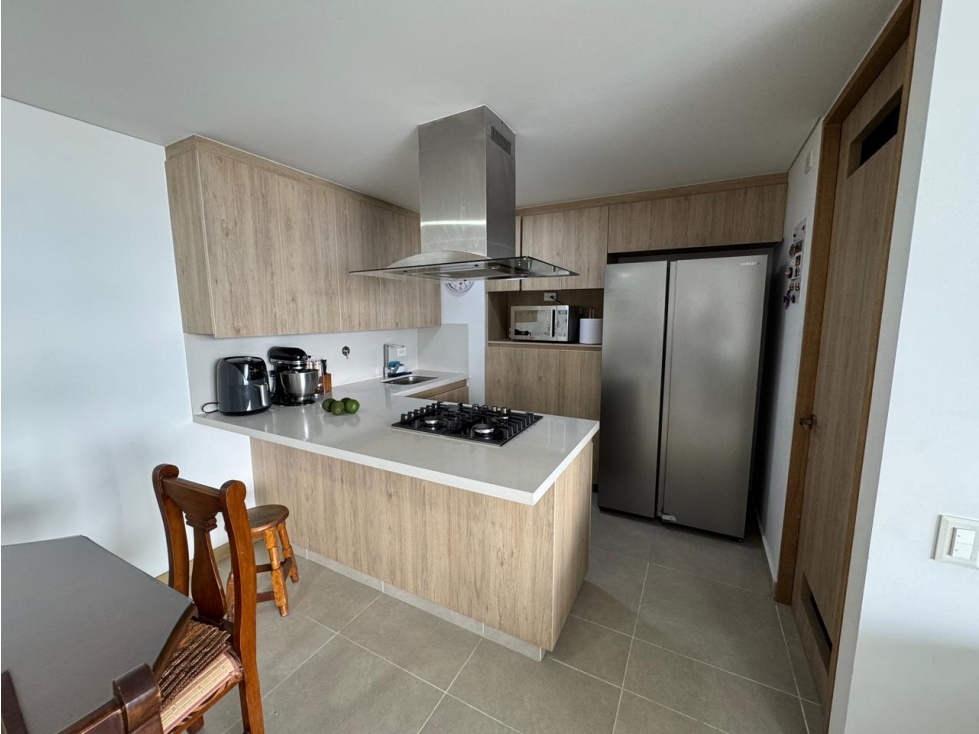 Venta de apartamento en las Palmas, 97 mts SUPER VISTA Medellin — foto 3