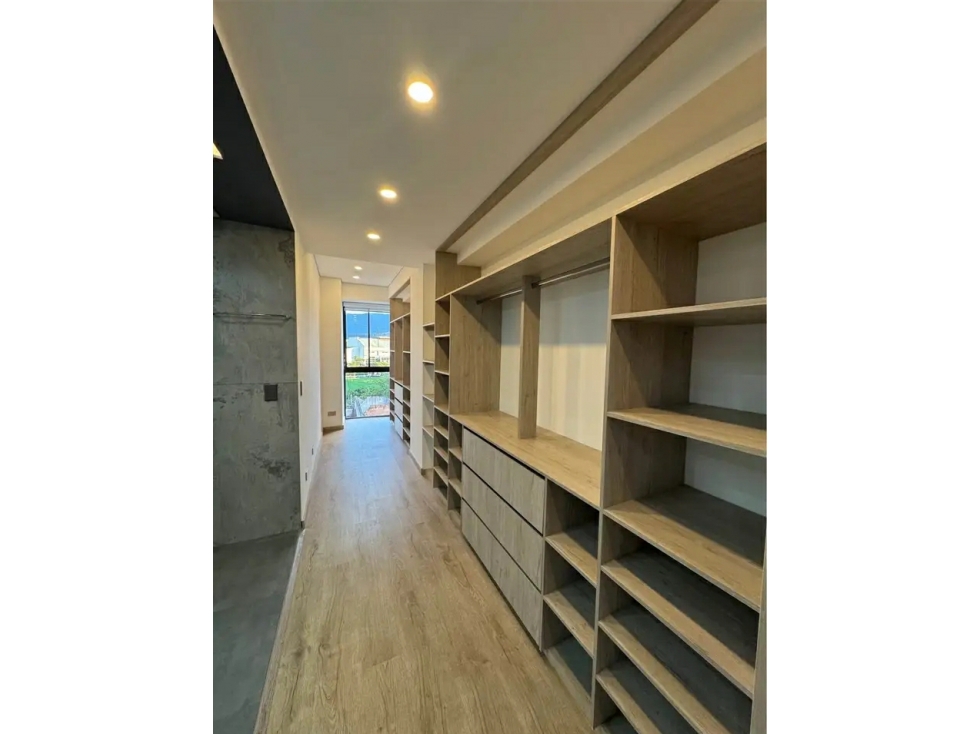 APARTAMENTO DUPLEX EN VENTA EN LAURELES - MEDELLIN — foto 6