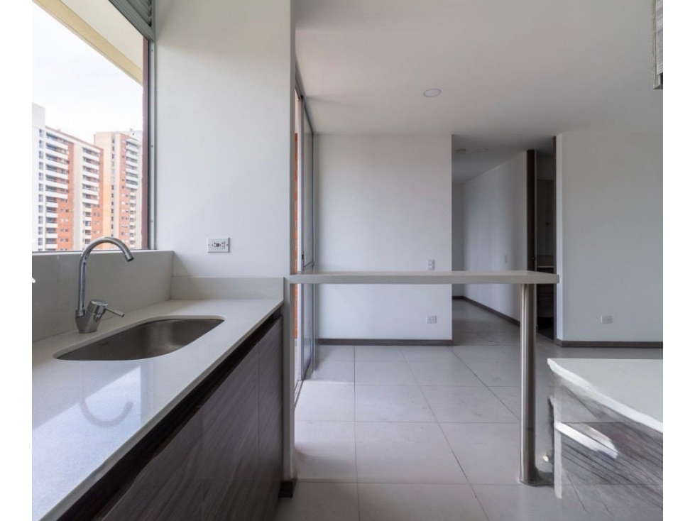 VENTA DE APARTAMENTO EN SABANETA SECTOR ASDESILLAS — foto 4