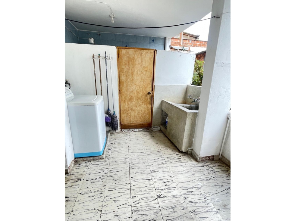 CASA EN VENTA LA ESTRELLA- CASA JARDIN — foto 5