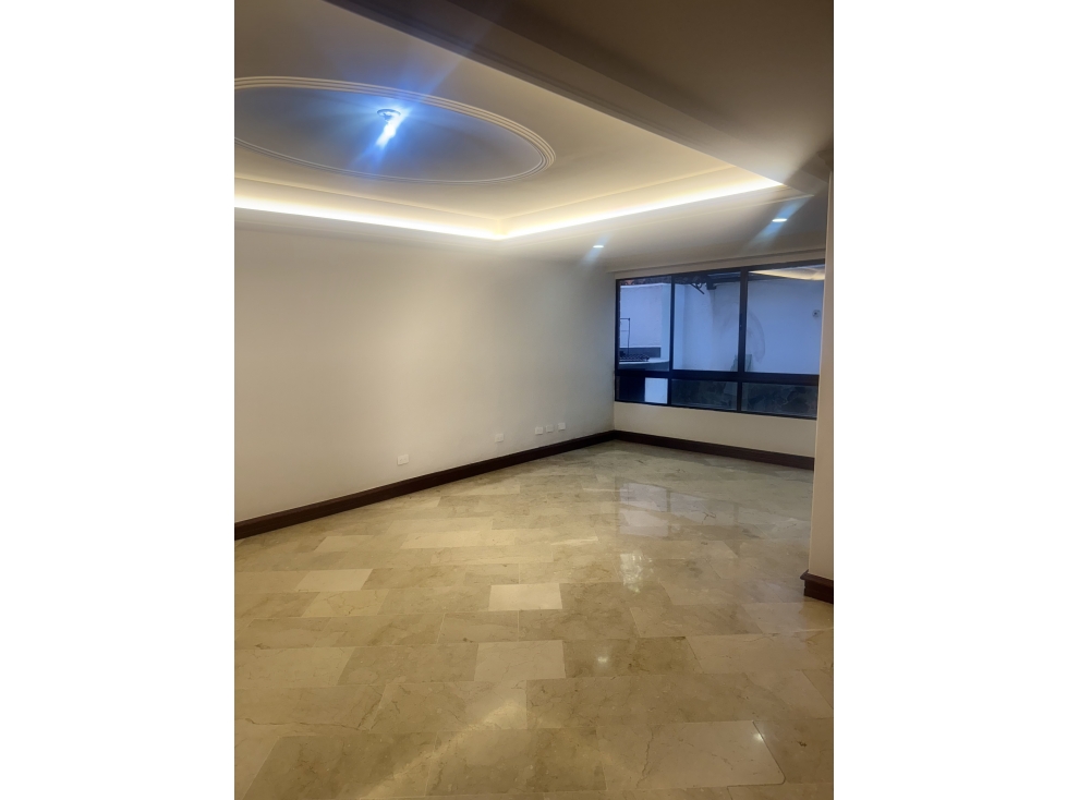 VENTA DE APARTAMENTO EN EL POBLADO SECTOR VIZCAYA