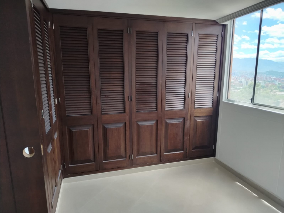 Venta Apartamento Loma de los Bernal, MEDELLIN. — foto 4