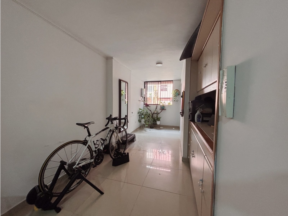 VENTA - Primer piso remodelado en Conquistadores — foto 4