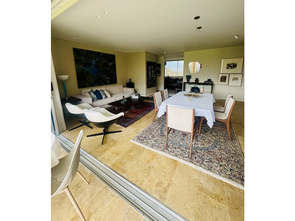 VENTA APARTAMENTO POBLADO VISTA A LA CANCHA DE GOLF DEL CAMPESTRE. — foto 3