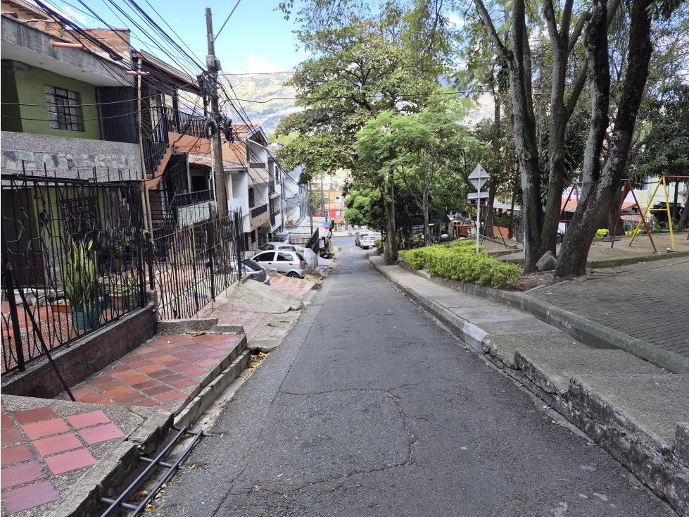 VENDO CASA 1ER PISO EN TEJELO | 113.87 m² + SÓTANO 45 m²+PARQUEADERO — foto 4
