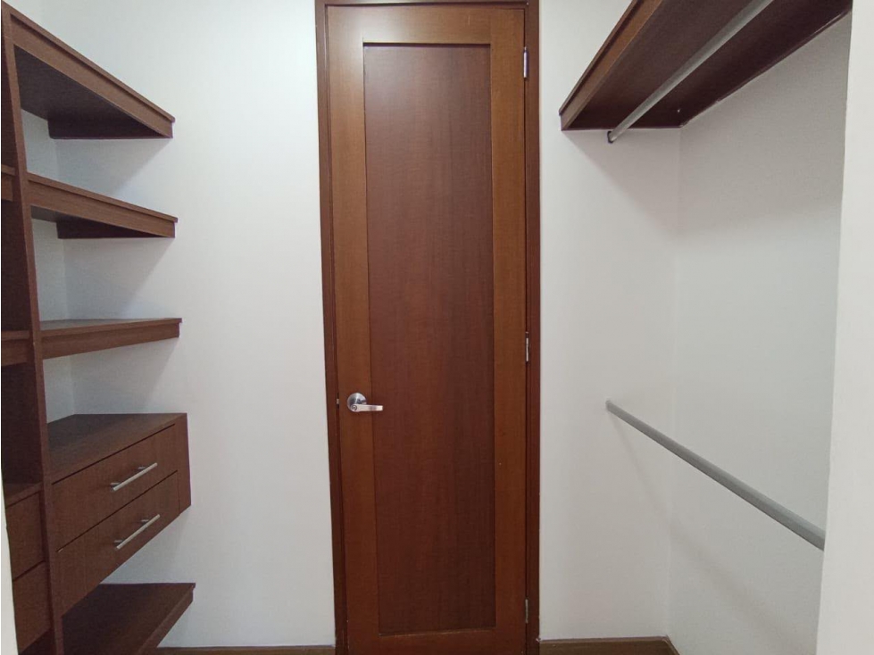 VENTA APARTAMENTO ENVIGADO, LOMA DEL BARRO 70 MTS — foto 5