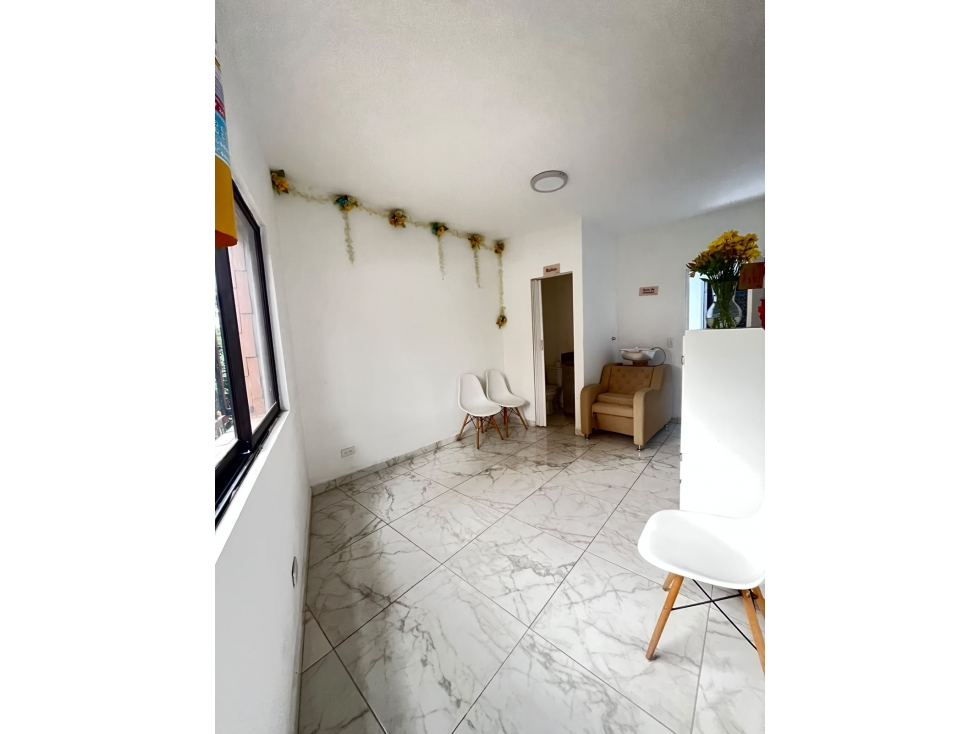VENTA CASA ESQUINERA , PRIMER PISO , SIMON BOLIVAR , MEDELLIN — foto 4
