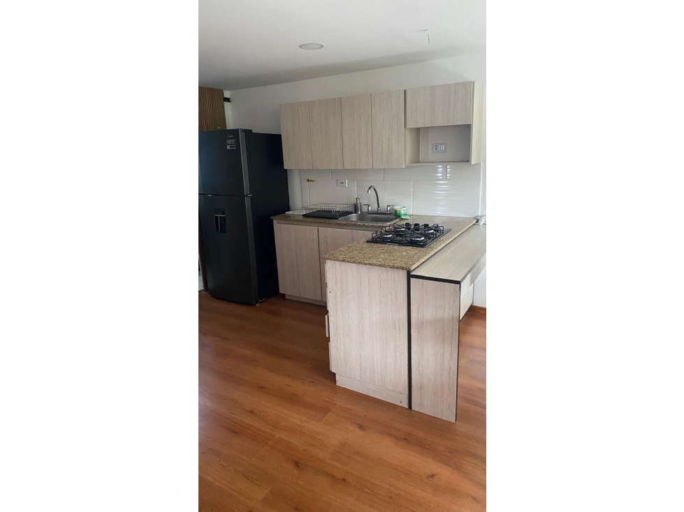 Vendo apartamento en Conquistadores — foto 4