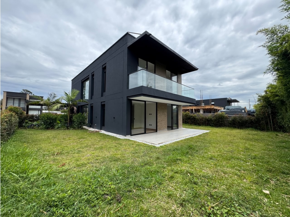 Venta de casa para estrenar en Llanogrande, 500 mts — foto 4