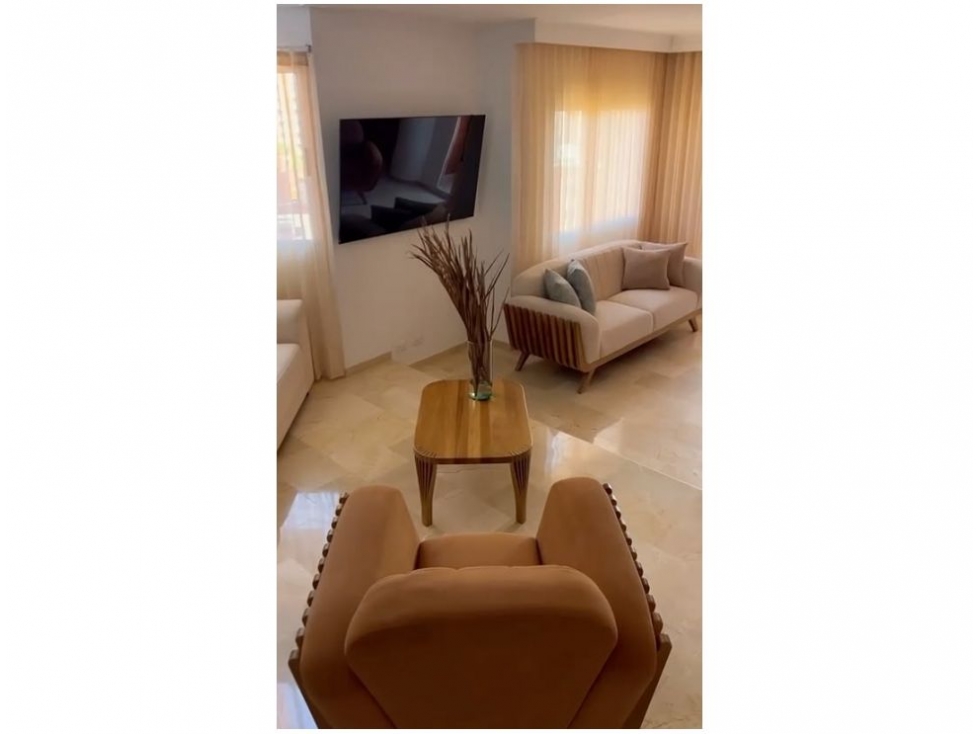 VENDO EXCLUSIVO APARTAMENTO DÚPLEX AMOBLADO EN LAURELES — foto 4