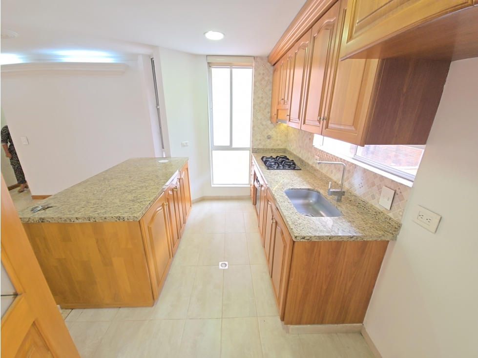 VENTA APARTAMENTO LAURELES , MEDELLIN 100 MTS — foto 6