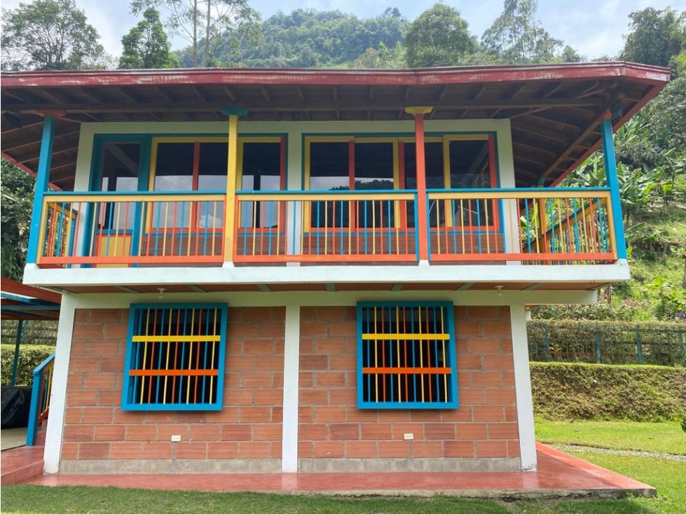 SE VENDE FINCA VEREDA LA SALADA EN JARDÍN ANTIOQUIA 24.200 MTS