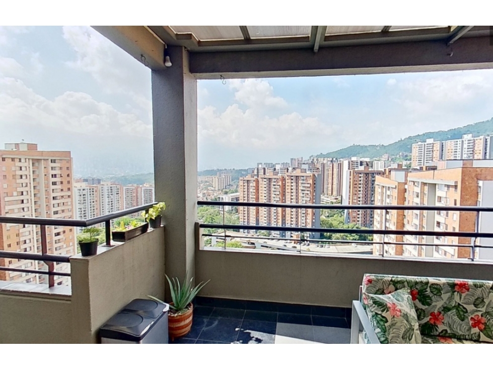 APARTAMENTO DUPLEX DE 109m2 EN VENTA EN LOMA DE LOS BERNAL - BELEN